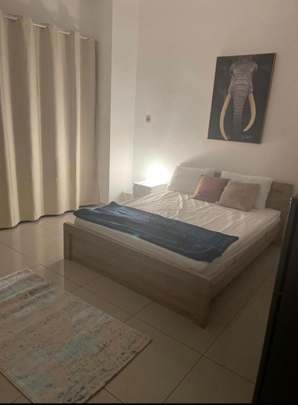 Tiger Tower Aparthotel Dubai Luaran gambar